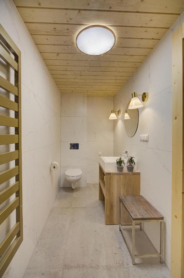 Znamirowickachata SAUNA JACUZZI SPA Znamirowice Zewnętrze zdjęcie